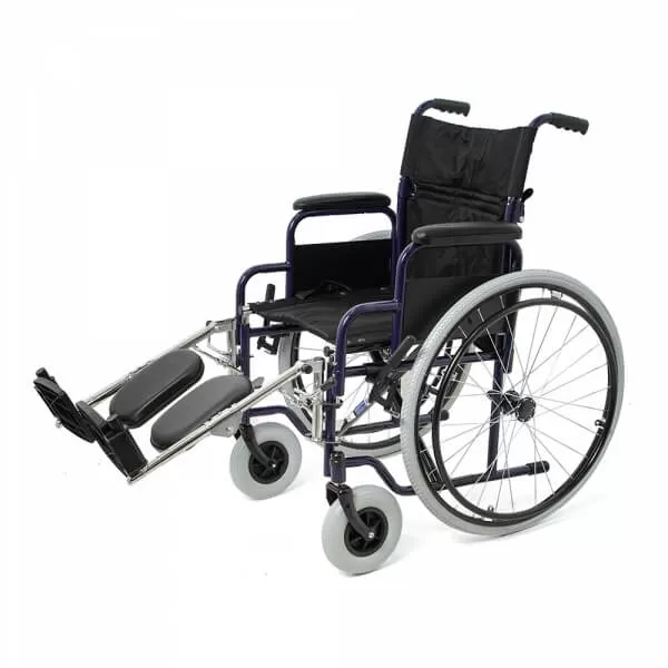 Кресло-коляска B6 U, ширина сиденья 46 см, колеса пневматические