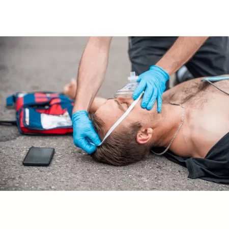 Маска для сердечно-легочной реанимации складная одноразовая Медплант для детей и взрослых, артикул 1531 