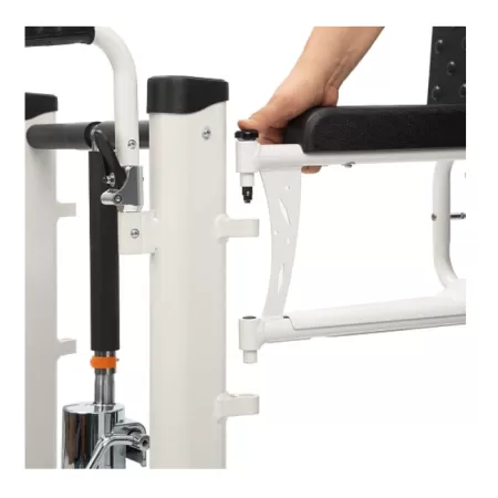 Кресло для перемещения Ortonica TU-8 с санитарным оснащением и гидравлическим приводом