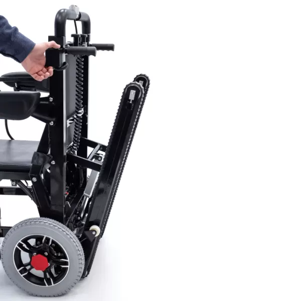 Кресло-коляска с электроприводом и лестничным подъемником MET LIFTER 2, артикул 21095, ширина сиденья 41 см, колеса пневматические