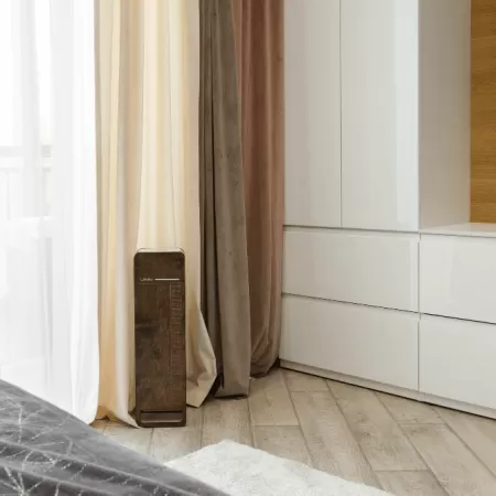 Облучатель-рециркулятор бактерицидный бытовой Ultrafor, 2 лампы по 30 Вт, с счетчиком наработки ламп, темное дерево