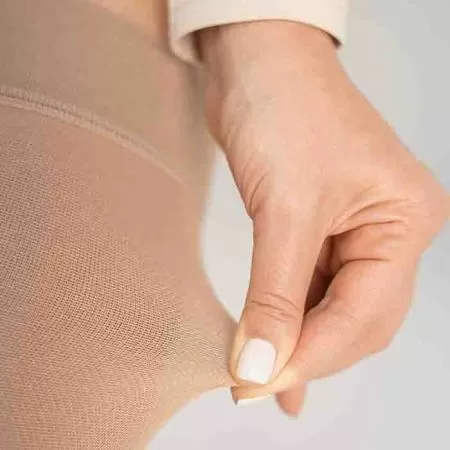 Чулки компрессионные Evolution ТК.931 унисекс 1 класс компрессии с закрытым носком и гладкой резинкой цвет бежевый