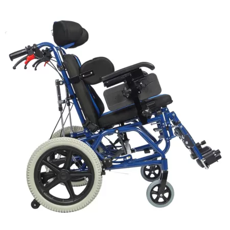 Кресло-коляска для детей с ДЦП Ortonica Olvia 400 с капюшоном и столиком