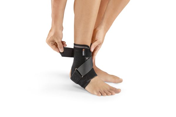 Бандаж на голеностопный сустав Orliman EST-084 с пластинами 