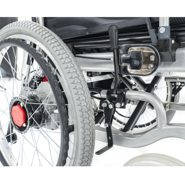 Кресло-коляска с электроприводом MET COMFORT 42, артикул 20504, складная, с регулировкой угла наклона спинки и подножек